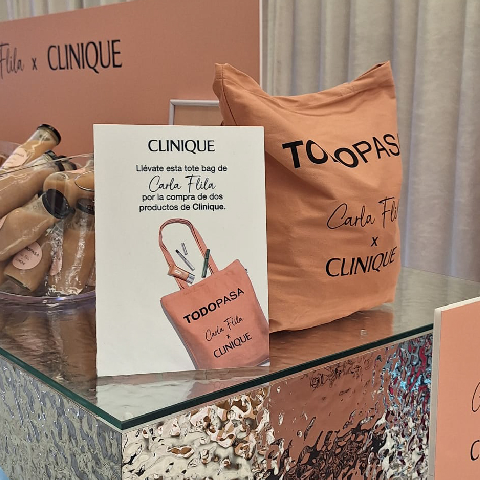Carla Flila x Clinique - Decoración espacio