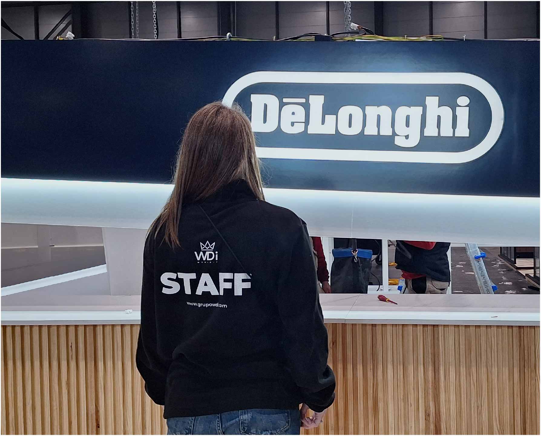 Supervision and audits of installations at points of sale and events. Quality control and installation verification to ensure correct execution – WDi.