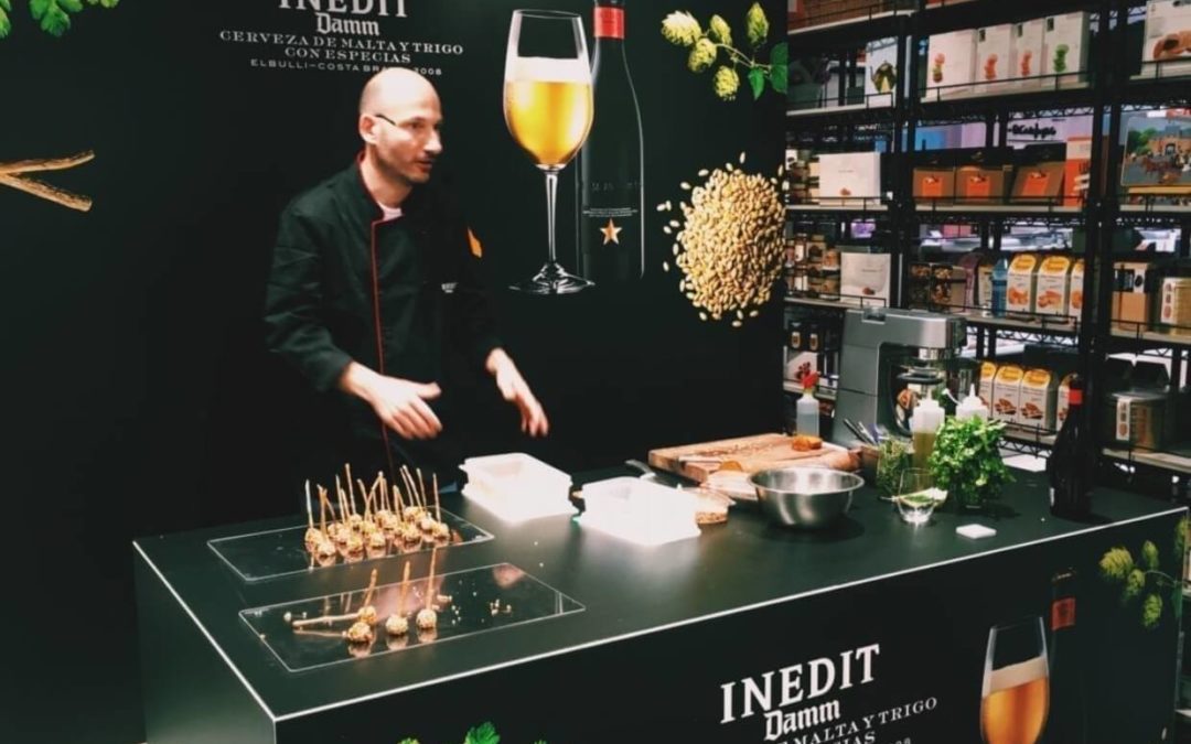 cocinero en showcooking Inedit