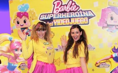 PREMIÈRE BARBIE: BARBIE VIDEO GAME SUPERHEROINE