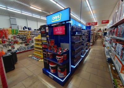 ESPACIO PREMIUM EN FERRETERÍAS CEYS