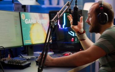 TIKTOKERS, INFLUENCERS OR STREAMERS, WHICH ONE TO CHOOSE?